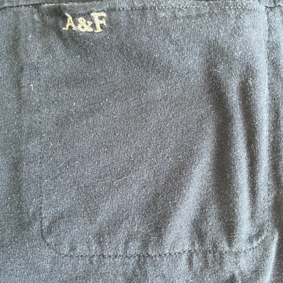 A&F cotton short sleeve t-shirt - Picture 3 of 4